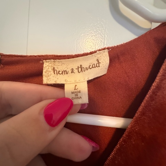 Hem & Thread Velvet Dress-Rust - Picture 5 of 6